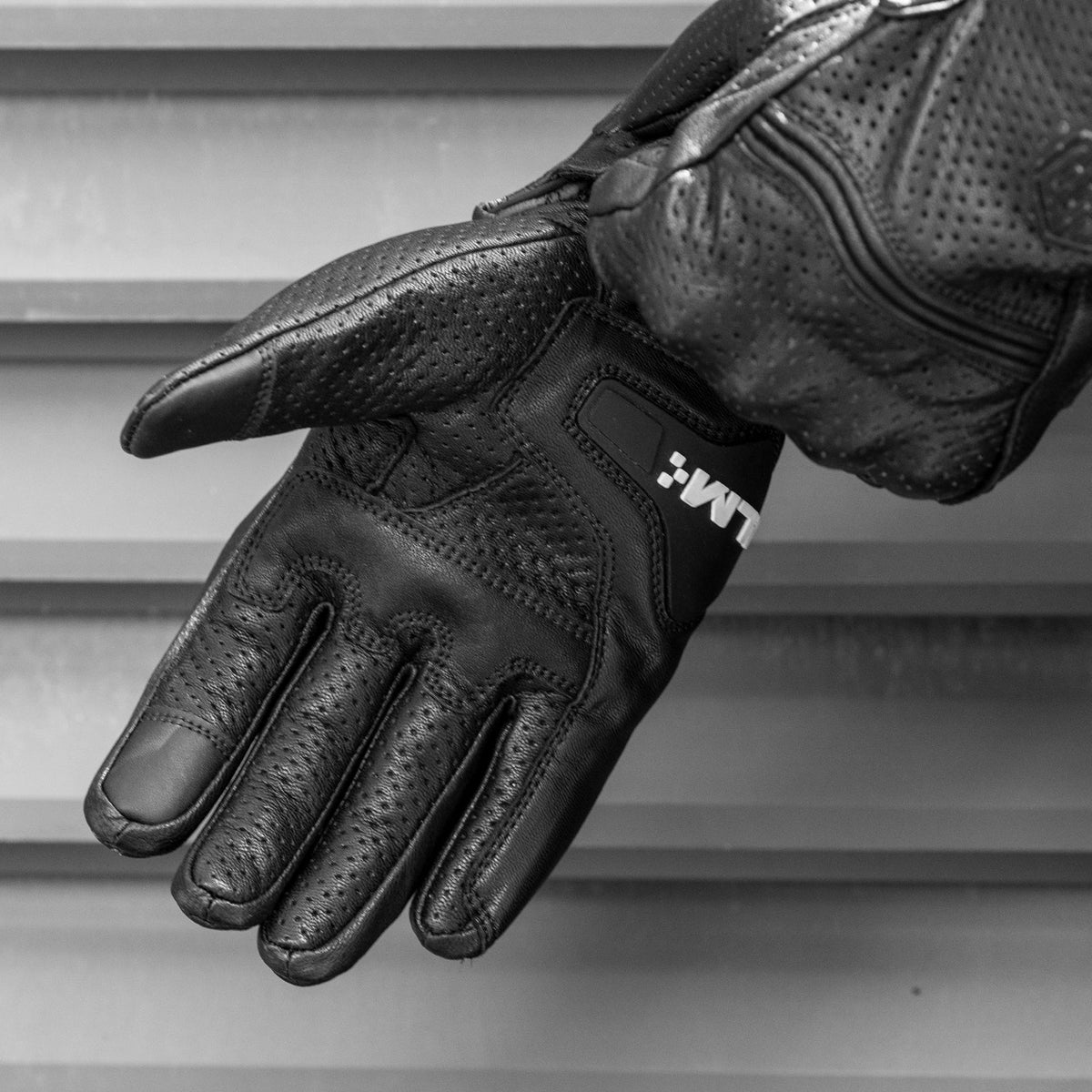 Goat Skin Leather Gloves